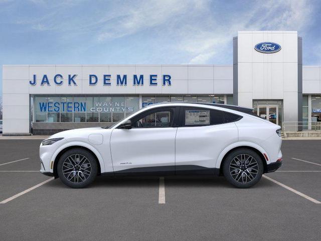Photo of 2025 Star White Ford Mustang Mach-E