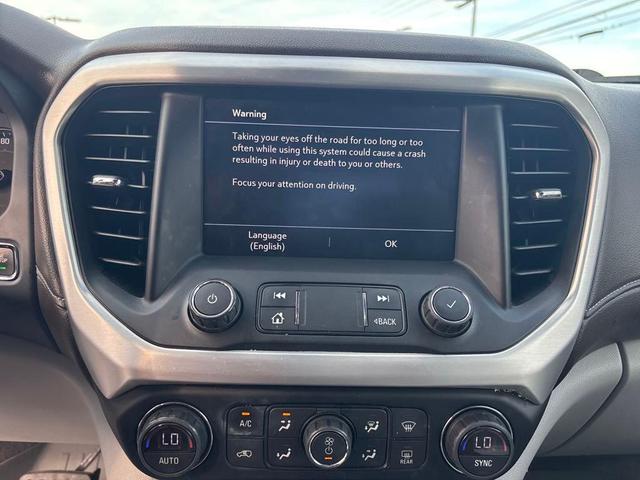 Photo of 2021 Summit White GMC Acadia