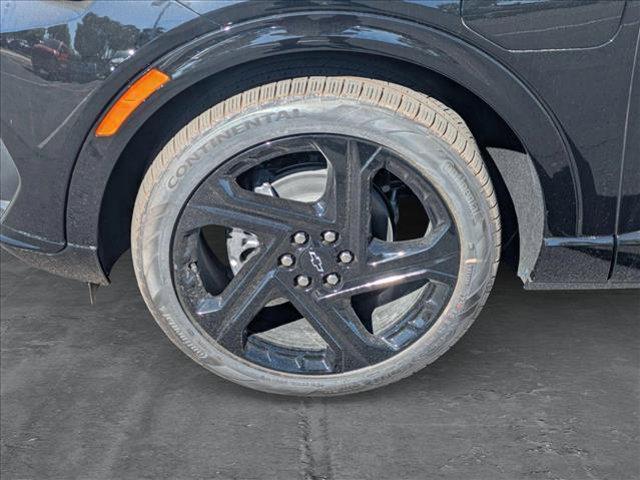 Photo of 2025 Black Chevrolet Equinox EV