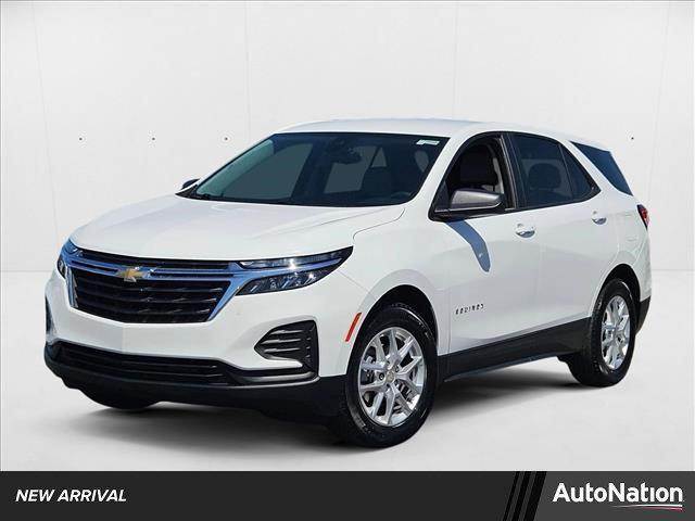 Photo of 2023 Summit White Chevrolet Equinox