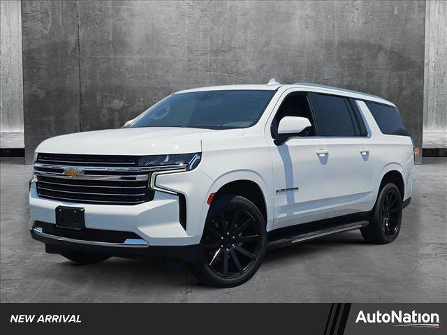 Photo of 2021 Summit White Chevrolet Suburban