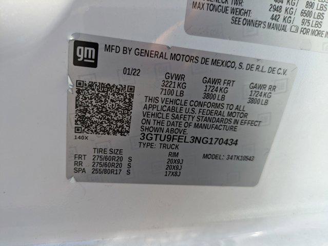 Photo of 2022 White Frost Tricoat GMC Sierra 1500