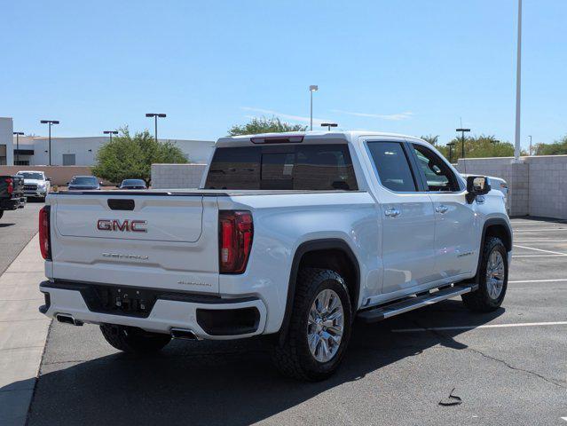 Photo of 2022 White Frost Tricoat GMC Sierra 1500