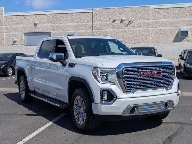 Photo of 2022 White Frost Tricoat GMC Sierra 1500