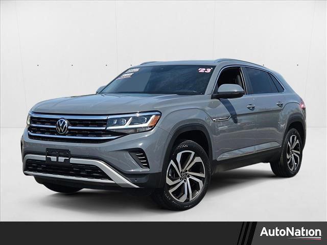 Photo of 2023 Pure Gray Volkswagen Atlas Cross Sport
