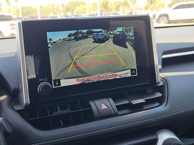 Photo of 2024 Ice Cap Toyota RAV4