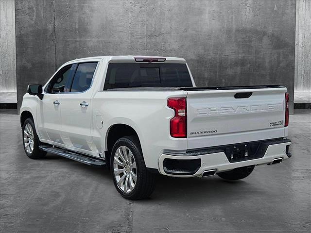 Photo of 2021 Iridescent Pearl Tricoat Chevrolet Silverado 1500