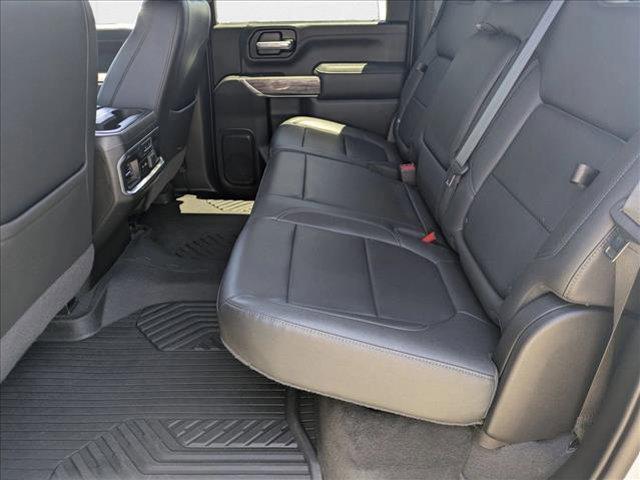 Photo of 2022 Silver Ice Metallic Chevrolet Silverado 2500