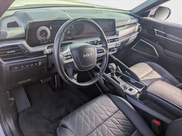 Photo of 2024 Wolf Gray Kia Telluride