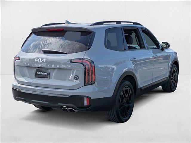 Photo of 2024 Wolf Gray Kia Telluride