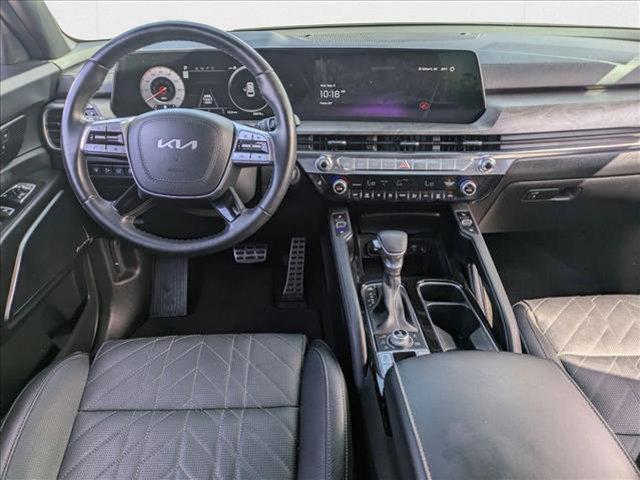 Photo of 2024 Wolf Gray Kia Telluride