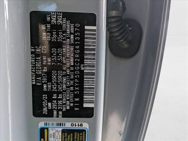 Photo of 2024 Wolf Gray Kia Telluride