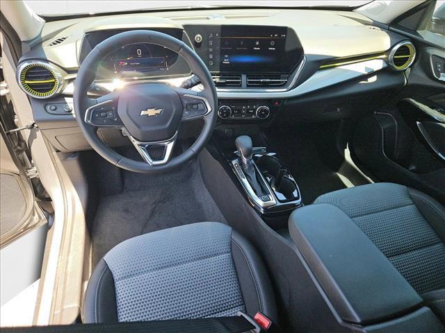 Photo of 2025 Sterling Gray Metallic Chevrolet Trax