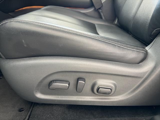 Photo of 2023 Pearl White Tricoat Nissan Murano