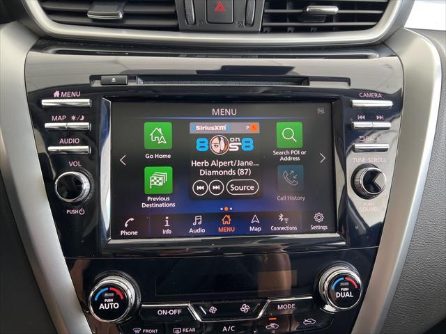 Photo of 2023 Pearl White Tricoat Nissan Murano