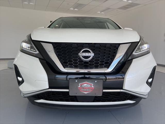 Photo of 2023 Pearl White Tricoat Nissan Murano