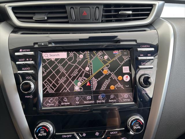 Photo of 2023 Pearl White Tricoat Nissan Murano