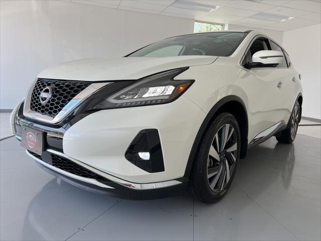 Photo of 2023 Pearl White Tricoat Nissan Murano