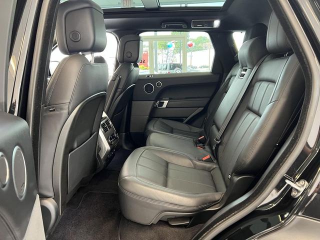 Photo of 2019 Black Land Rover Range Rover Sport
