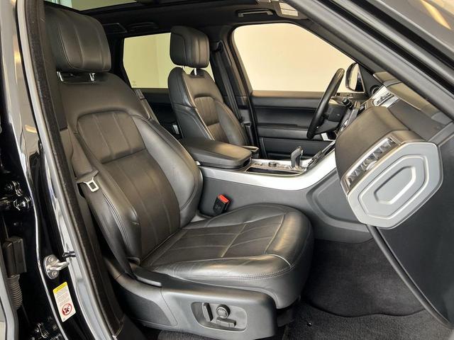 Photo of 2019 Black Land Rover Range Rover Sport