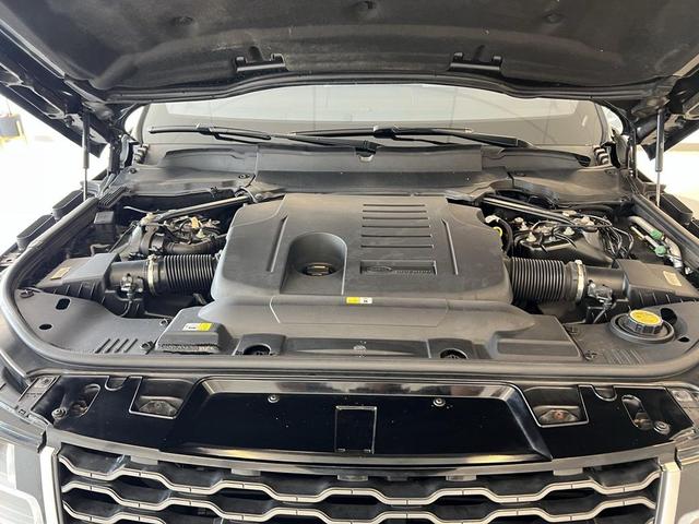 Photo of 2019 Black Land Rover Range Rover Sport