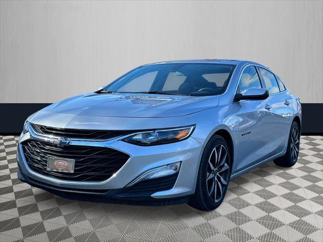 Photo of 2021 Silver Ice Metallic Chevrolet Malibu