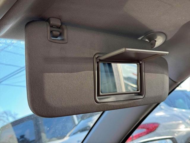 Photo of 2021 Silver Ice Metallic Chevrolet Malibu
