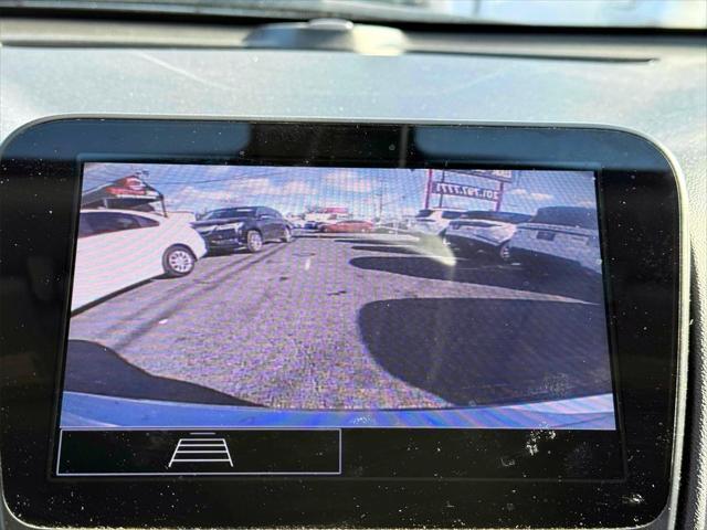 Photo of 2021 Silver Ice Metallic Chevrolet Malibu