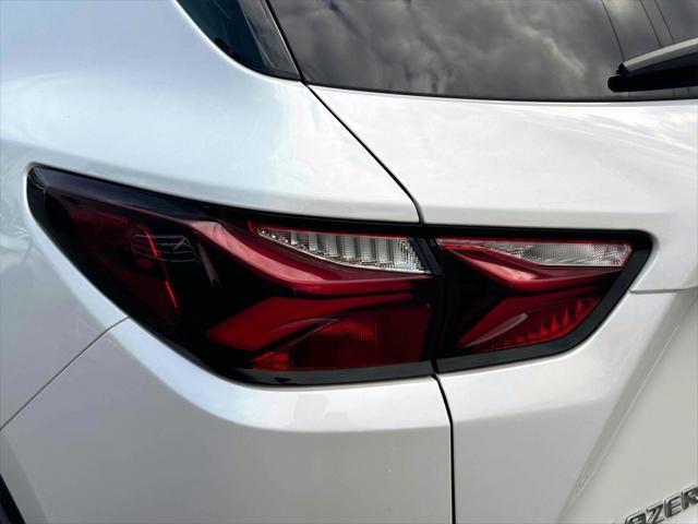 Photo of 2020 Iridescent Pearl Tricoat Chevrolet Blazer
