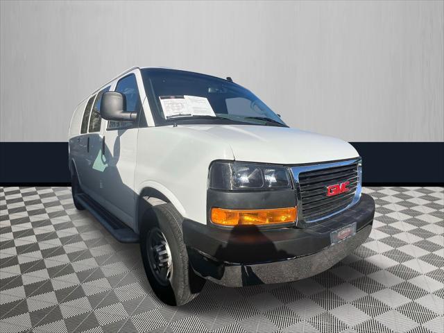 2023 GMC Savana 2500