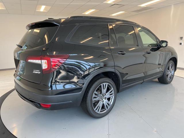 Photo of 2022 Crystal Black Pearl Honda Pilot