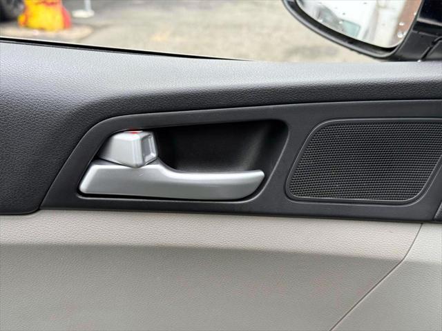 Photo of 2022 Sparkling Silver Kia Sportage