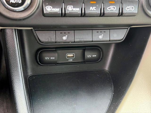 Photo of 2022 Sparkling Silver Kia Sportage