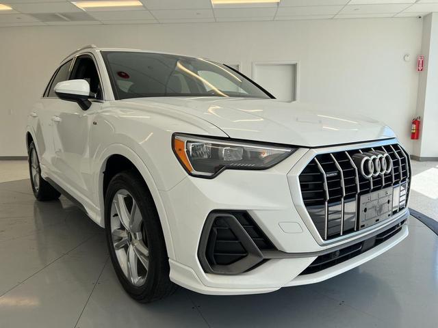 2022 Audi Q3