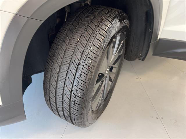 Photo of 2022 Platinum Gray Metallic Volkswagen Taos