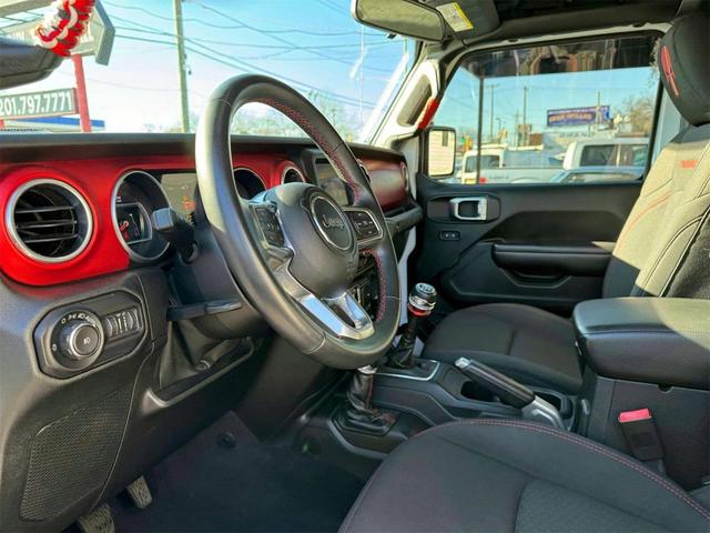 Photo of 2018 Bright White Clearcoat Jeep Wrangler Unlimited