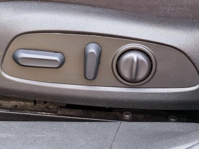 Photo of 2022 Summit White Chevrolet Malibu