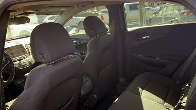 Photo of 2022 Summit White Chevrolet Malibu