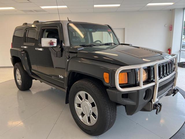 Photo of 2007 Black Hummer H3