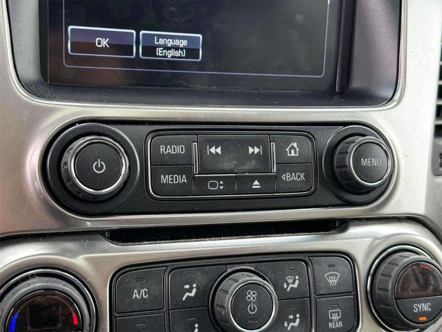 Photo of 2019 Summit White Chevrolet Tahoe