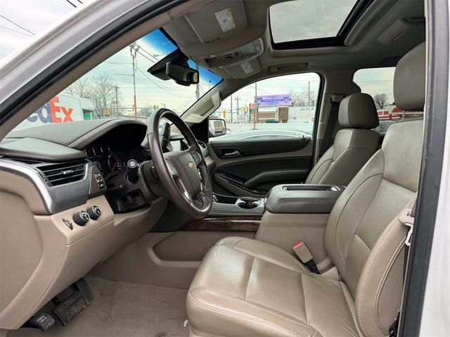 Photo of 2019 Summit White Chevrolet Tahoe