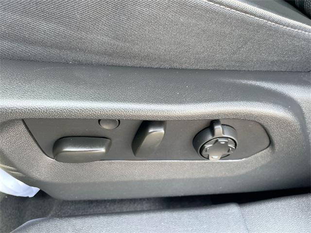 Photo of 2024 Ebony Twilight Metallic Buick Envision