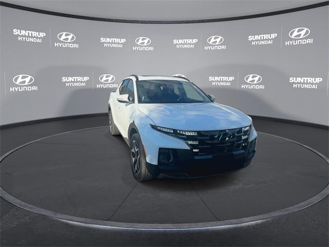 Photo of 2022 Ice White Hyundai SANTA CRUZ