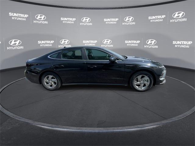 Photo of 2025 Abyss Black Hyundai SONATA