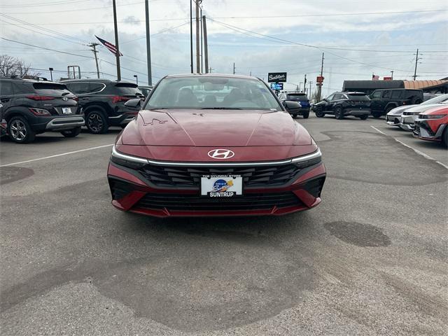 Photo of 2025 Ultimate Red Hyundai ELANTRA