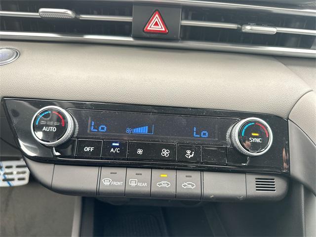 Photo of 2025 Ultimate Red Hyundai ELANTRA