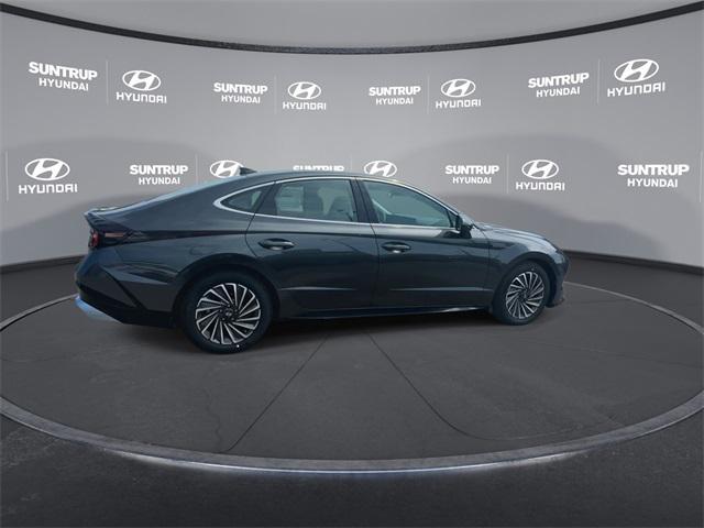 Photo of 2025 Portofino Gray Hyundai SONATA Hybrid