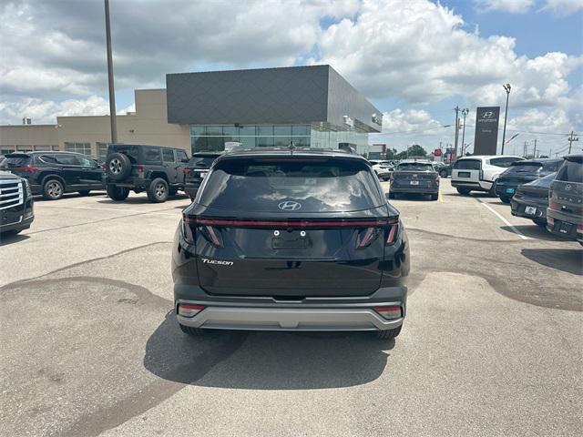 Photo of 2025 Phantom Black Hyundai TUCSON