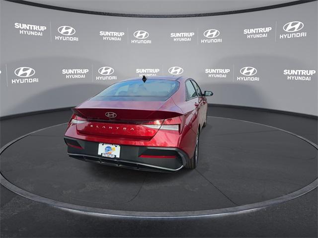 Photo of 2024 Ultimate Red Hyundai ELANTRA