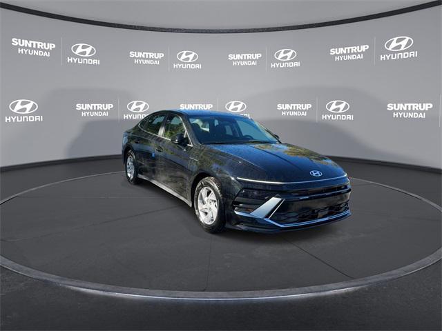 Photo of 2025 Abyss Black Hyundai SONATA